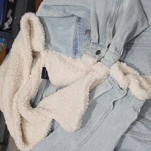 Miou Muse Denim unlined jacket with sherpa trim, And Hood.        Size S/M